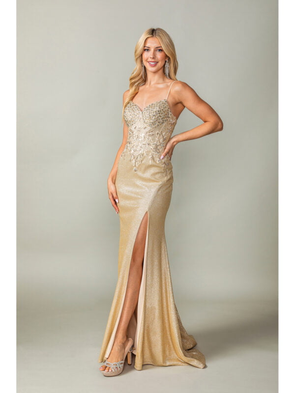 Sleeveless Sweetheart Trumpet Prom Dress with Beaded Applique and High Slit