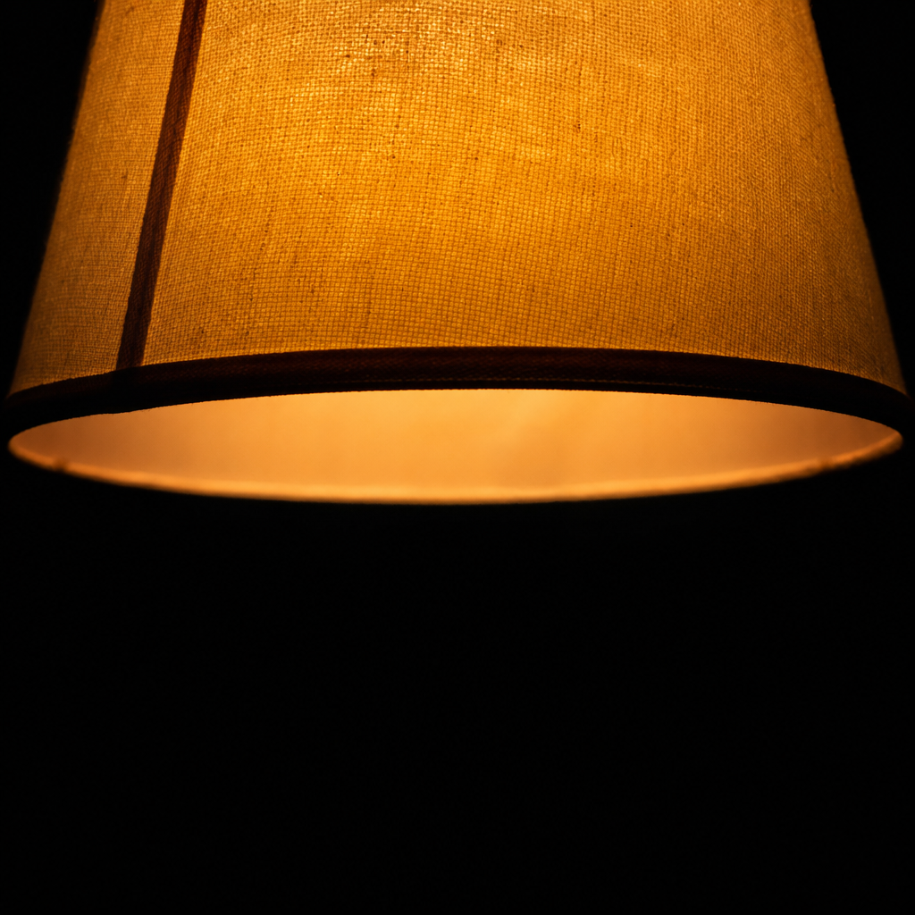 Tablet square — warm lamp
