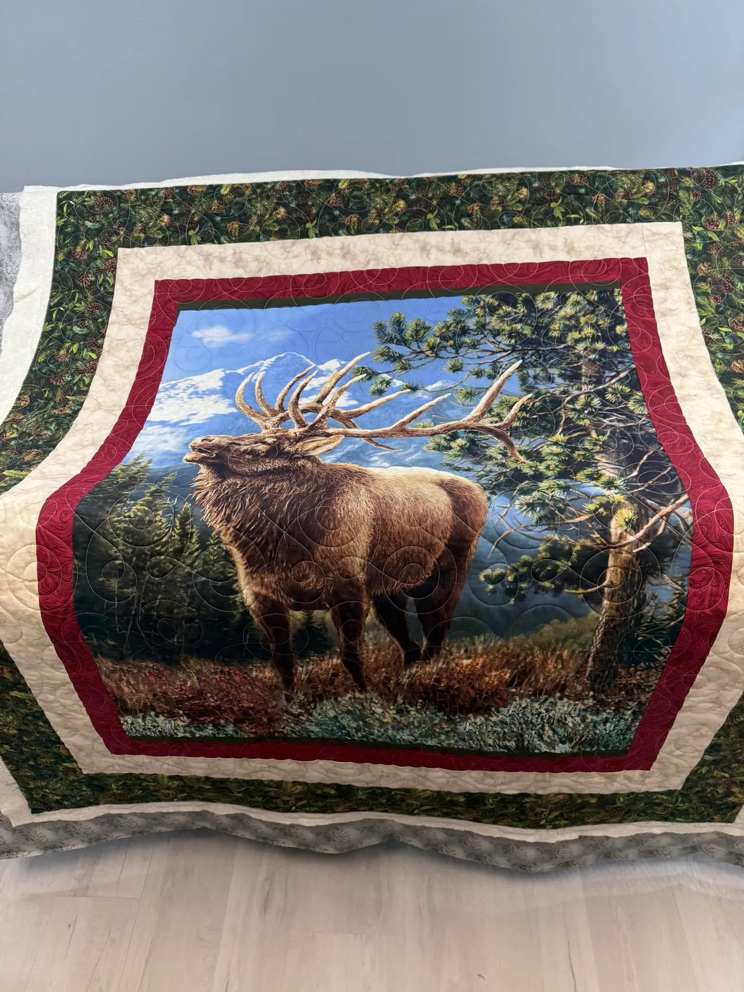 Finished quilt with edge-to-edge design